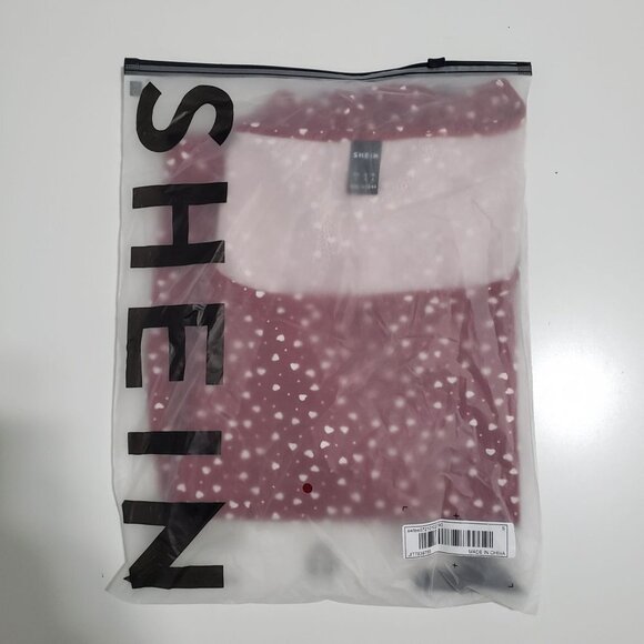 New SheIn‎ Women's Puff Sleeve Allover Heart Print Tee Shirt Top - Size Small - Picture 3 of 6
